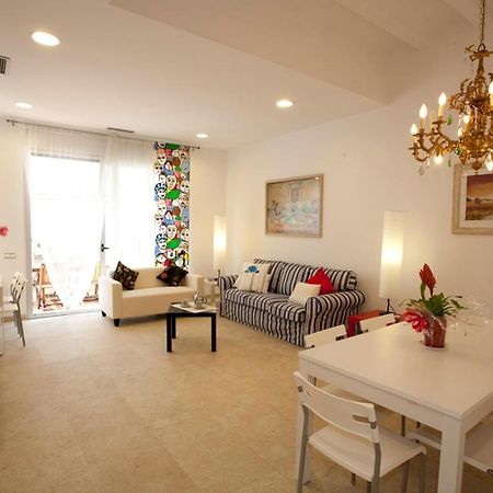 Coroleu House Barcelona Pansiyon Dış mekan fotoğraf